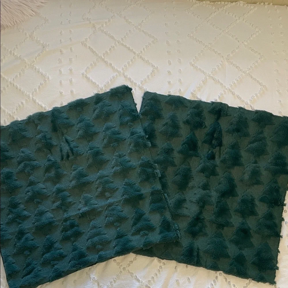Dark Green Christmas tree Textured Throw Pillow covers set of two new